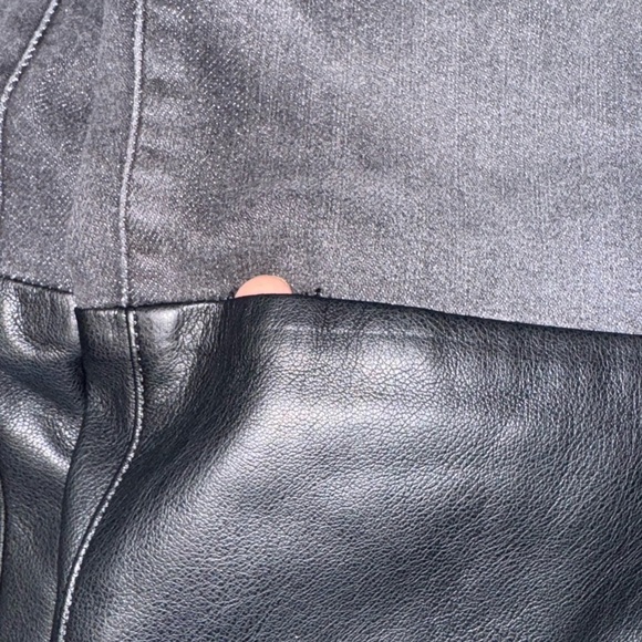 EXPRESS | Super High Waisted Faux Leather Paneled '90s Slim Jeans - Picture 4 of 9